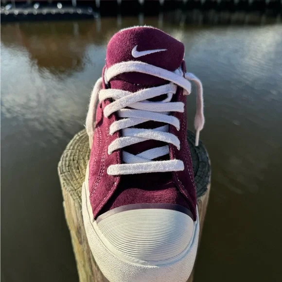 Nike Purple and White Classic Sneakers - Picture 2 of 11